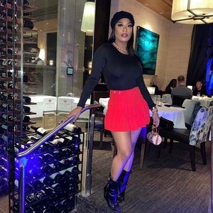 Meet your Posher, Diamond